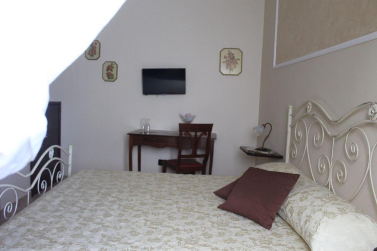 Donna Concetta Casa Vacanze Felline Bagian luar foto