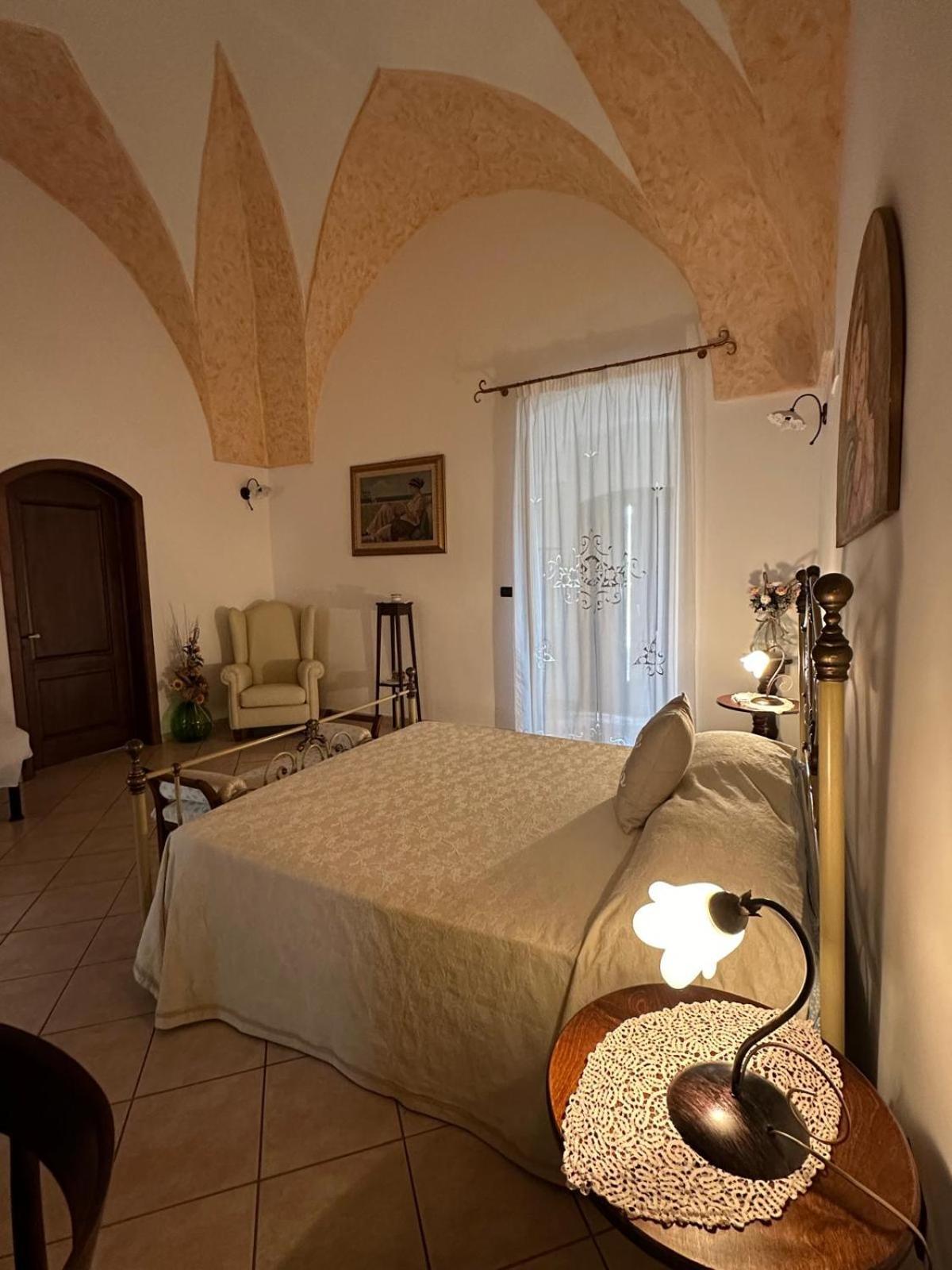 Donna Concetta Casa Vacanze Felline Bagian luar foto