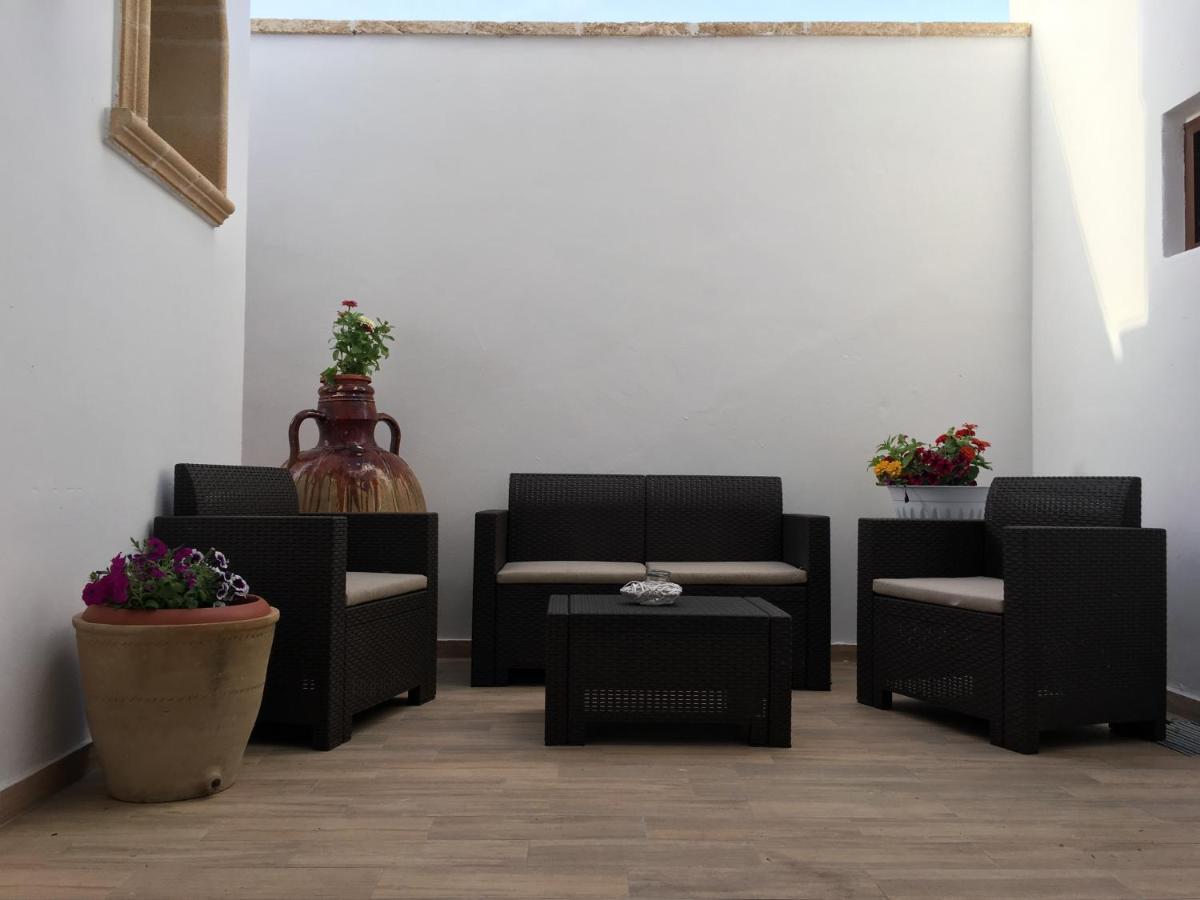 Donna Concetta Casa Vacanze Felline Bagian luar foto